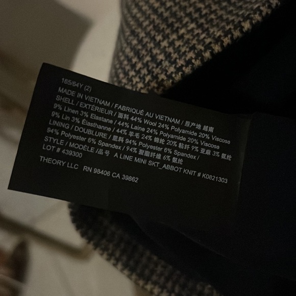 Theory A line Wool mini skirt - Picture 6 of 6